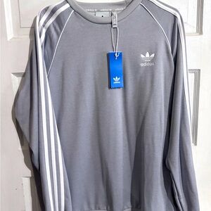 Adidas sweater